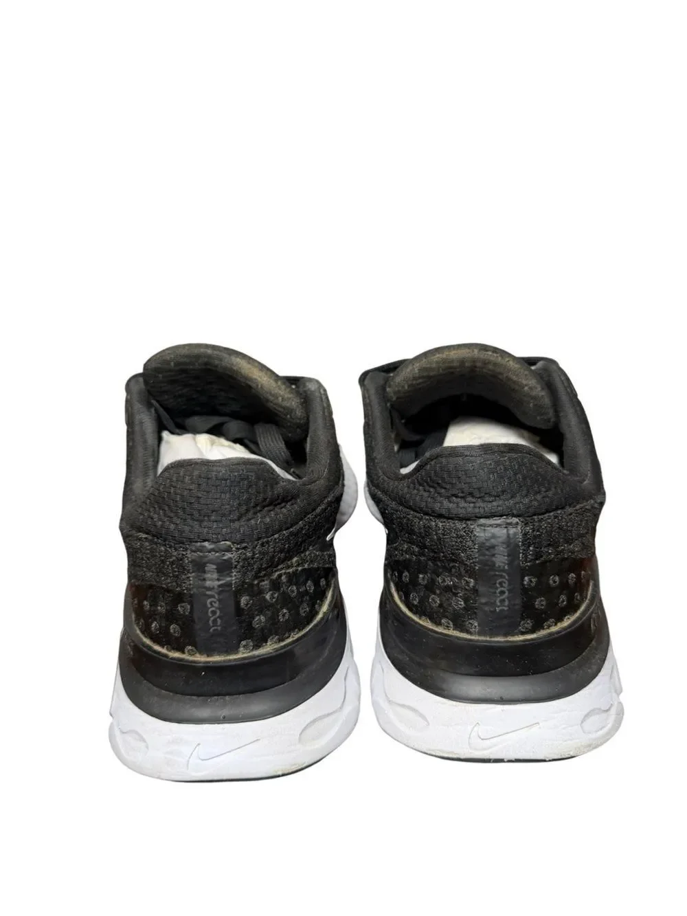 Nike Black & White Running Shoe - Womens 8.5  Athletic Sneaker